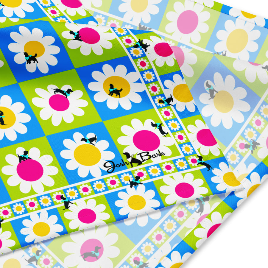 pUpsa Daisy Dog Bandana in Green